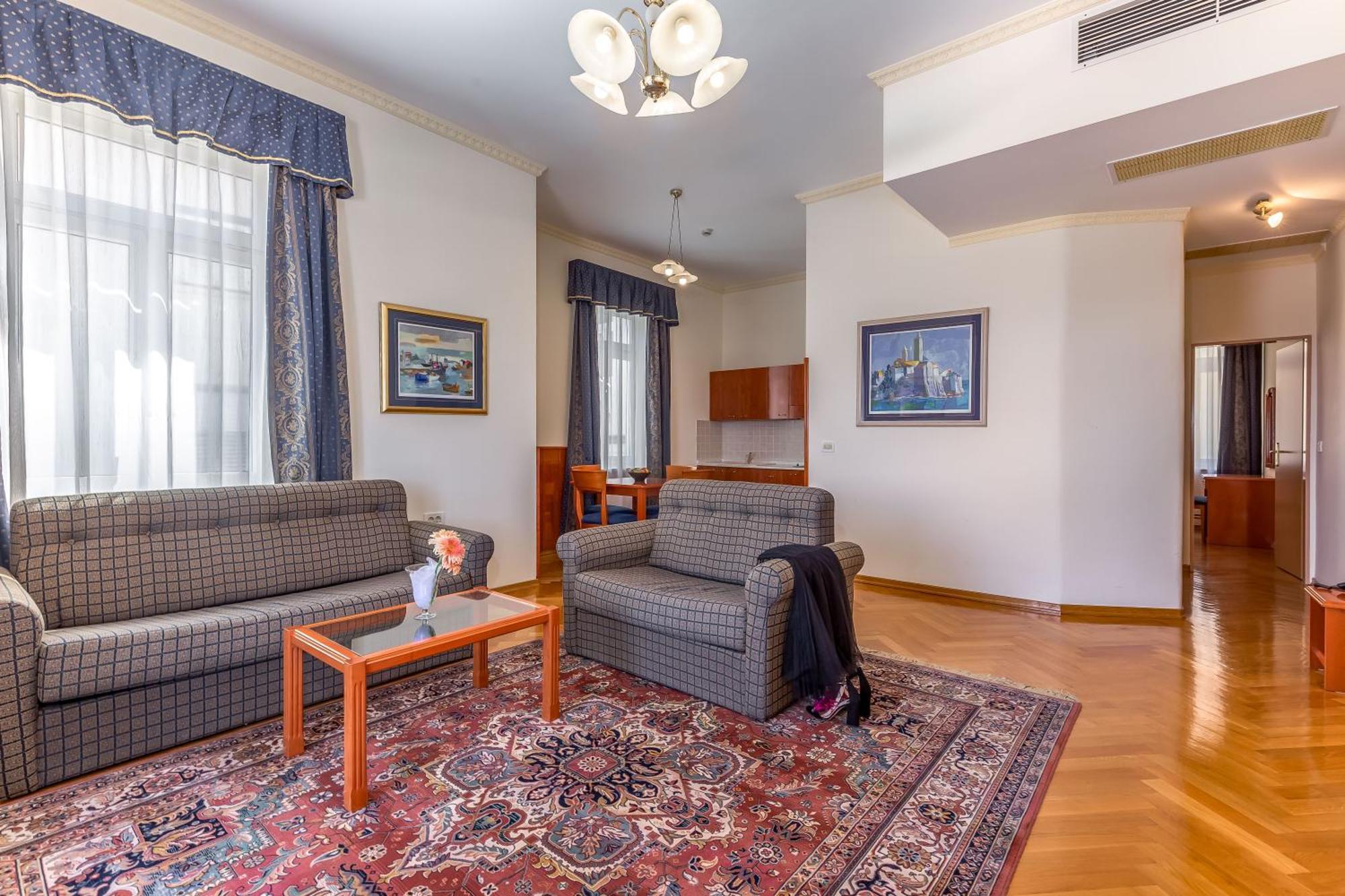 Hotel Galeb Opatija Luaran gambar